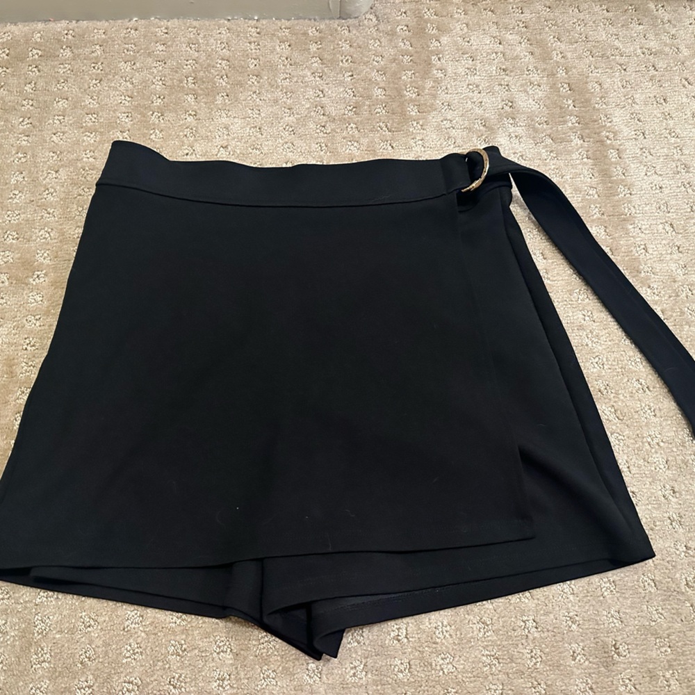 H&M Black Women's Skort with Belt